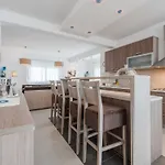 Villa Superior Four Bedroom With Private Pool 2