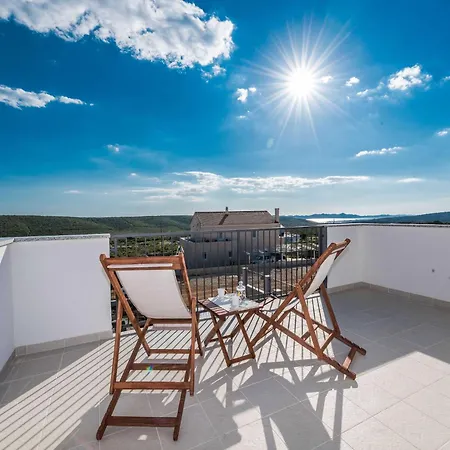 Superior Four Bedroom With Private Pool 2 Vila *