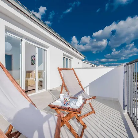 Vila Superior Four Bedroom With Private Pool 2