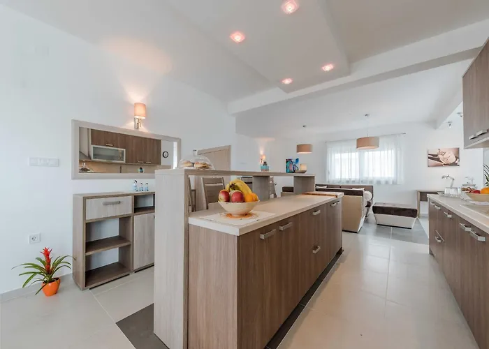 Villa Superior Four Bedroom With Private Pool 2