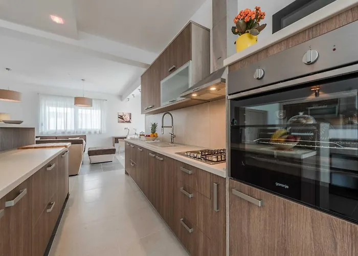 Superior Four Bedroom With Private Pool 2 Villa
