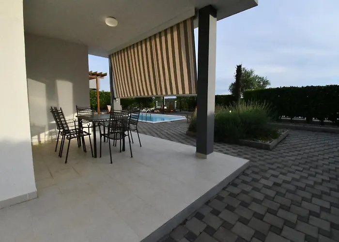 Superior Four Bedroom With Private Pool 2 Villa