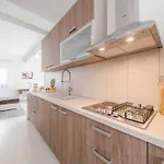 Superior Four Bedroom With Private Pool 2 *