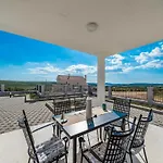 Superior Four Bedroom With Private Pool 2 *