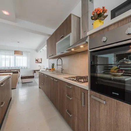 Superior Four Bedroom With Private Pool 2 Villa