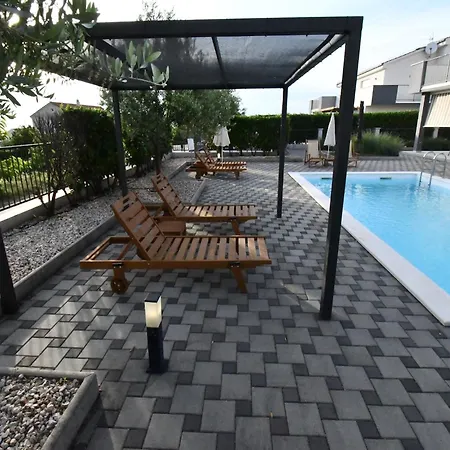 Villa Superior Four Bedroom With Private Pool 2 Debeljak