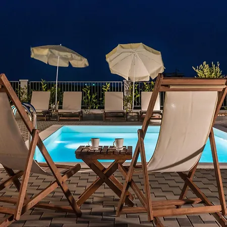 Superior Four Bedroom With Private Pool 2 Villa