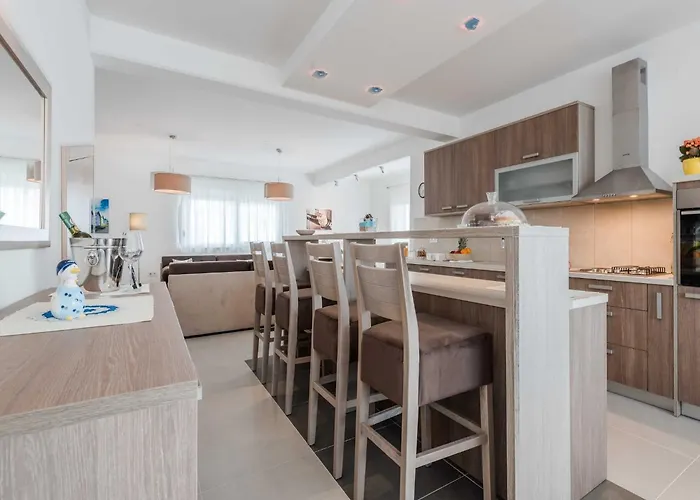 빌라 Superior Four Bedroom With Private Pool 2